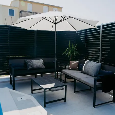 Ami Apartment Solin Exterior photo