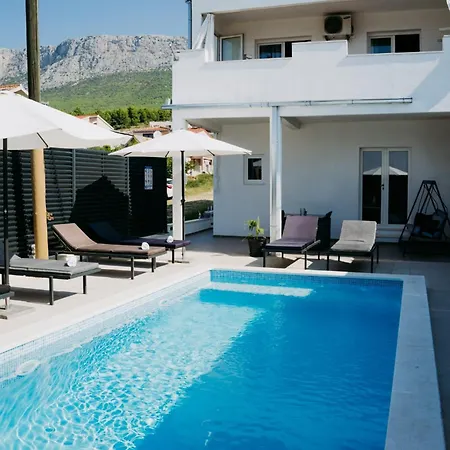 Ami Apartment Solin Exterior photo